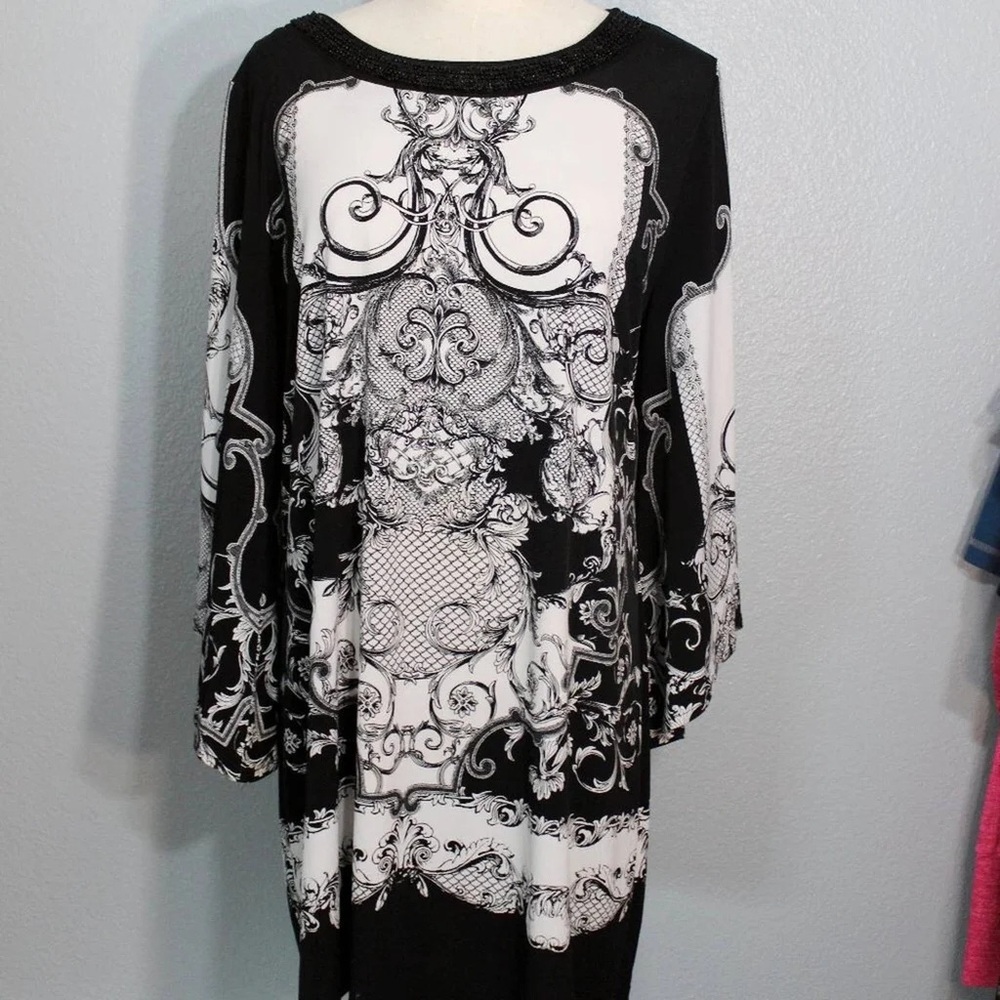 Tunic Dress With Long Sleeves & Beaded